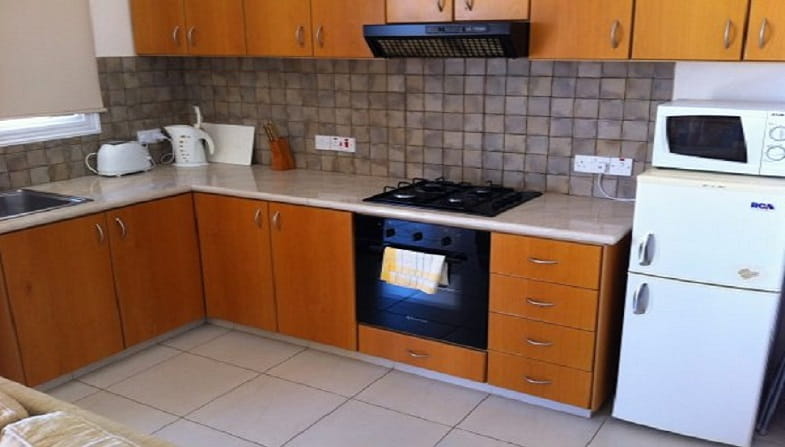 Large 2 bedroom flat with wifi and satellite tv